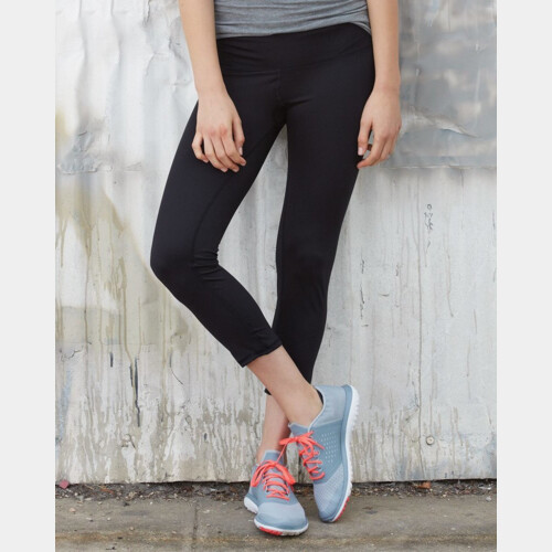 Women's Capri Leggings Thumbnail